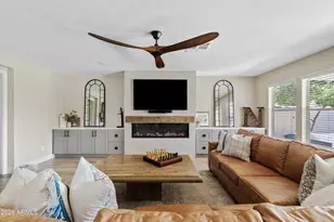 4037 E Pinto Ln, Phoenix, AZ 85050 - Photo 12