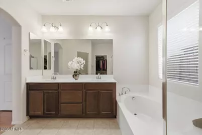 4410 E Campo Bello Drive, Phoenix, AZ 85032 - Photo 14