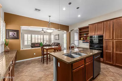 18334 W Piedmont Road, Goodyear, AZ 85338 - Photo 10