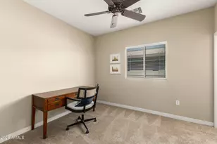 815 E Rose Ln, Phoenix, AZ 85014 - Photo 18