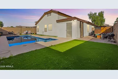 8109 W Globe Avenue, Phoenix, AZ 85043 - Photo 2