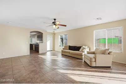 8109 W Globe Avenue, Phoenix, AZ 85043 - Photo 10