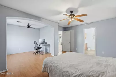 8109 W Globe Avenue, Phoenix, AZ 85043 - Photo 12