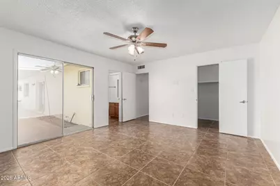 10432 W Diana Avenue, Peoria, AZ 85345 - Photo 14