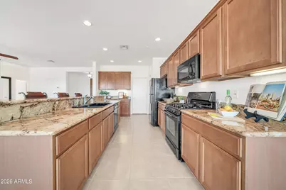 42115 N Celebration Way, Phoenix, AZ 85086 - Photo 16