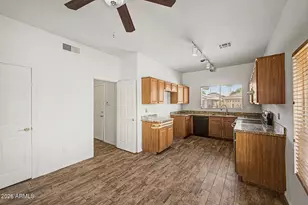 741 E Cantebria Dr, Gilbert, AZ 85296 - Photo 4