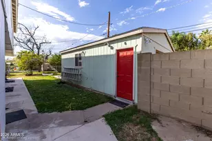 410 W Parkway Blvd, Tempe, AZ 85281 - Photo 12