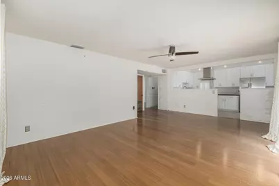 410 W Parkway Boulevard, Tempe, AZ 85281 - Photo 4