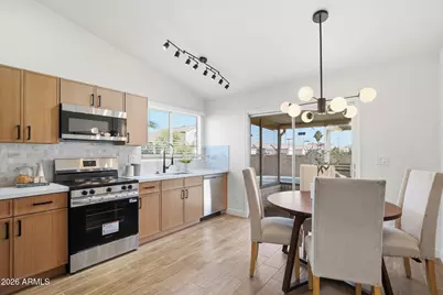 11201 W Golden Lane, Peoria, AZ 85345 - Photo 26