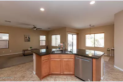 2526 W Desert Vista Trail, Phoenix, AZ 85085 - Photo 8