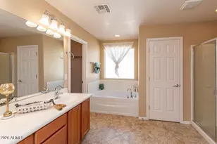 2526 W Desert Vista Trail, Phoenix, AZ 85085 - Photo 24