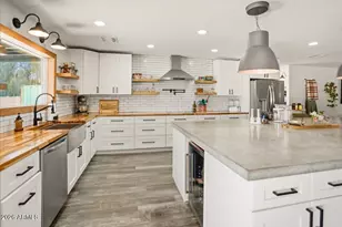 6617 N 181st Ave, Waddell, AZ 85355 - Photo 8