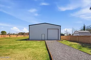 6617 N 181st Ave, Waddell, AZ 85355 - Photo 32