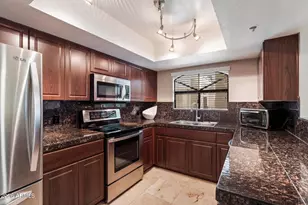 5104 N 32nd St, Phoenix, AZ 85018 - Photo 14