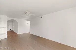 4016 W Griswold Rd, Phoenix, AZ 85051 - Photo 10