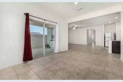 11128 W Bloch Road, Tolleson, AZ 85353 - Photo 10