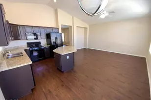 3938 W Hackamore Dr, Phoenix, AZ 85083 - Photo 10