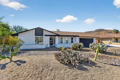 9 E Surrey Avenue, Phoenix, AZ 85022 - Photo 2