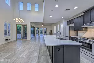 12110 W Dale Ln, Peoria, AZ 85383 - Photo 8