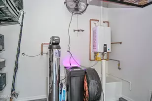 12110 W Dale Ln, Peoria, AZ 85383 - Photo 58