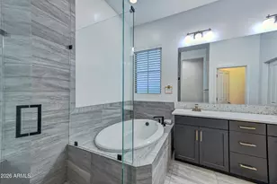 12110 W Dale Ln, Peoria, AZ 85383 - Photo 34