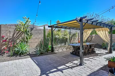 12110 W Dale Lane, Peoria, AZ 85383 - Photo 28