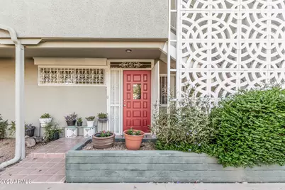 6118 N 12th Place #2, Phoenix, AZ 85014 - Photo 2