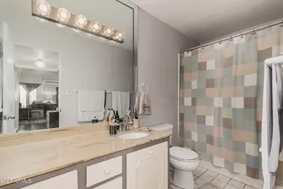 6118 N 12th Place #2, Phoenix, AZ 85014 - Photo 12