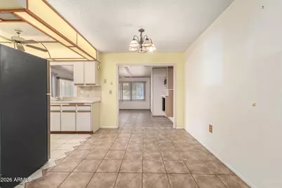 9443 W Arrowhead Drive, Sun City, AZ 85351 - Photo 10