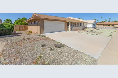 9443 W Arrowhead Drive, Sun City, AZ 85351 - Photo 2