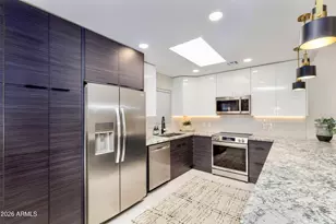 8746 E Via De Viva St, Scottsdale, AZ 85258 - Photo 8