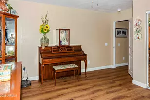 914 E Carlise Rd, Phoenix, AZ 85086 - Photo 20