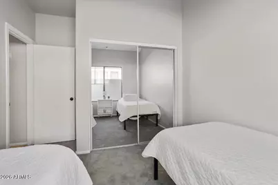 8775 W Laurel Lane, Peoria, AZ 85345 - Photo 32
