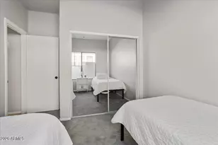 8775 W Laurel Ln, Peoria, AZ 85345 - Photo 32