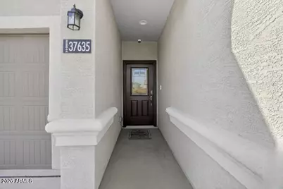 37635 W Capri Avenue, Maricopa, AZ 85138 - Photo 2