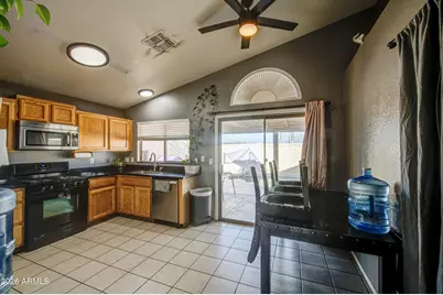 8673 N 112th Avenue, Peoria, AZ 85345 - Photo 4