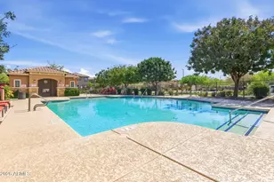 16640 W Jenan Dr, Surprise, AZ 85388 - Photo 28