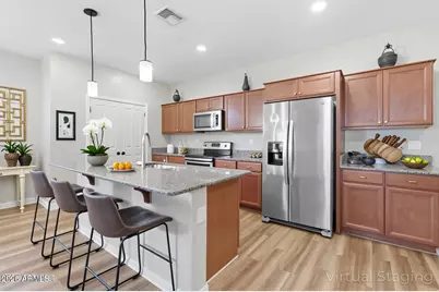 16640 W Jenan Drive, Surprise, AZ 85388 - Photo 2