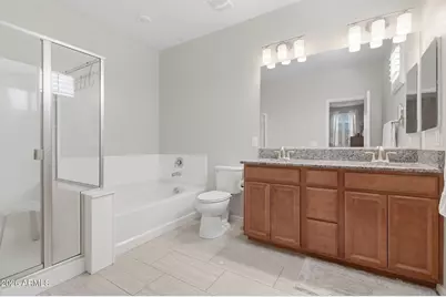 16640 W Jenan Drive, Surprise, AZ 85388 - Photo 18