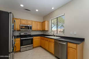 18599 N Red Mountain Way, Surprise, AZ 85374 - Photo 10