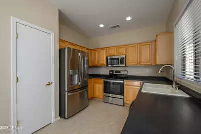 18599 N Red Mountain Way, Surprise, AZ 85374 - Photo 12