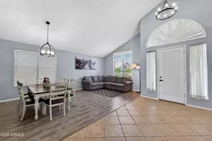 629 E Orchid Ln, Gilbert, AZ 85296 - Photo 8