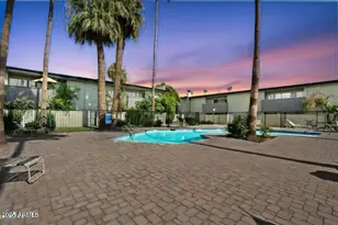 6767 N 7th St, Phoenix, AZ 85014 - Photo 2