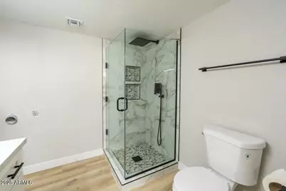 6767 N 7th Street #Unit 123, Phoenix, AZ 85014 - Photo 24