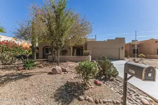 9947 E Fortuna Ave, Gold Canyon, AZ 85118 - Photo 2