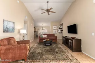 4432 E Melinda Ln, Phoenix, AZ 85050 - Photo 10