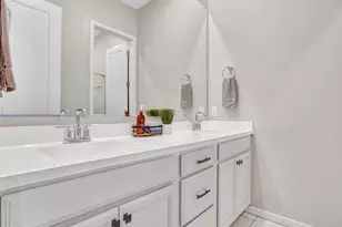 1867 N 140th Ave, Goodyear, AZ 85395 - Photo 10