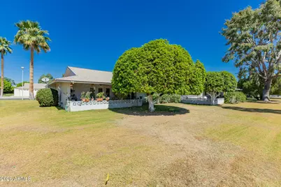 10731 W Salem Drive, Sun City, AZ 85351 - Photo 24