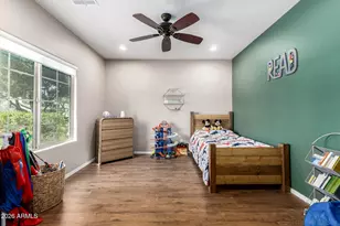 1656 W Cavedale Dr, Phoenix, AZ 85085 - Photo 14