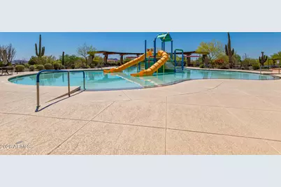 1656 W Cavedale Drive, Phoenix, AZ 85085 - Photo 46